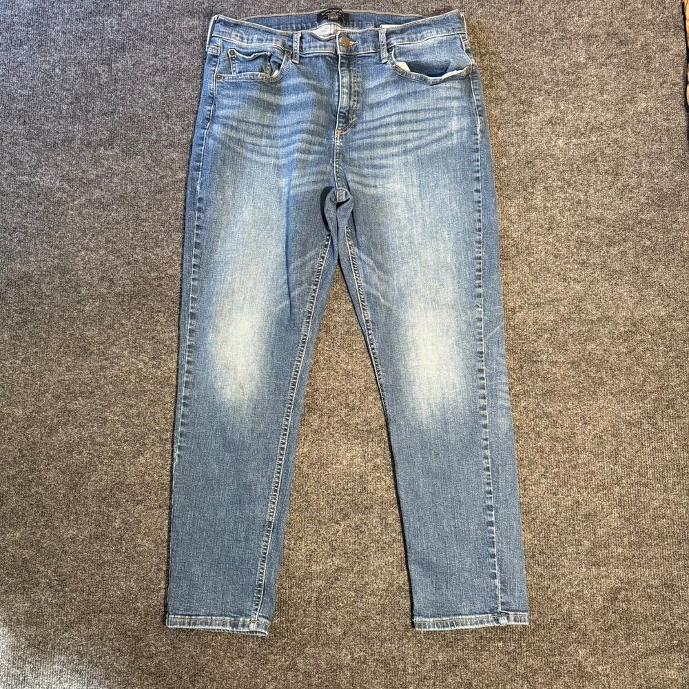 Womens Banana Republic Girlfriend Jeans 32/14 Light Wash Slim Straight Denim